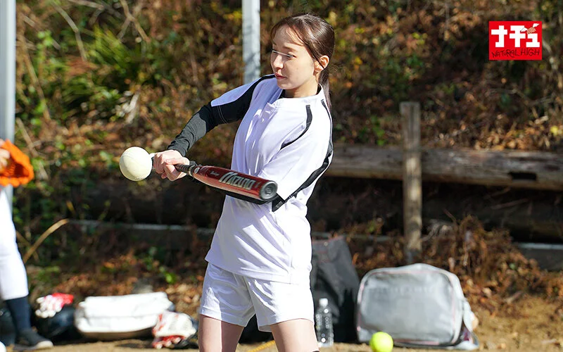 「おしっこ見るの好きなら舐めてみる？」野ションを覗かれた男を捕まえ飲尿クンニさせる運動部女子（1nhdtc00081）サンプル画像9