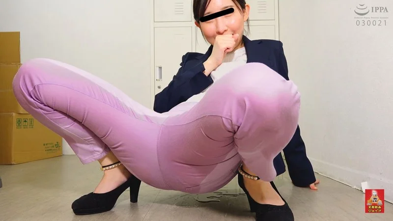 じがどりとうこう 私のおしっこを漏らした話を恥ずかしいけど聞いてください。おしっこを我慢しているので漏らしちゃうかも。。。3 1/2（h_921hj00013）サンプル画像3