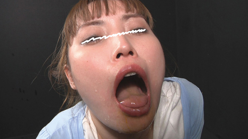 フェラチオしてたら突然の口内&顔射放尿(lahaina-3467)サンプル画像2