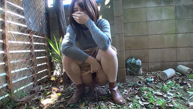 どこでもおしっこ！素人娘の大放尿40人 スロー再生でじっくり鑑賞できるマニア向け映像3（kagp00153）サンプル画像16