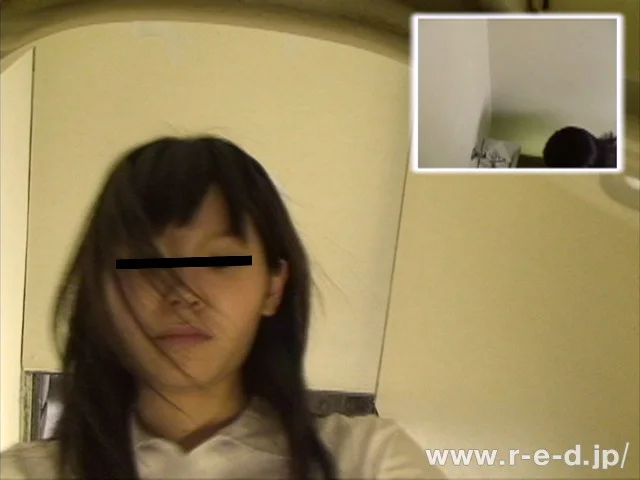 投稿者炎の用務員さん 便器カメラ3カメ盗撮！はじめて立ちションしちゃった女子校生 「男子校文化祭！女子トイレがない？！どうする？」48人（tash00091）サンプル画像9